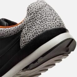 Nike Air Safari HM3818-001 16 Nike Air Safari HM3818-001 -4elementos nike air safari hm3818 001 6