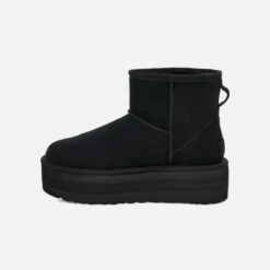 4elementos -4elementos ugg w classic mini platform 1134991 blk 1