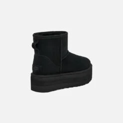 UGG W Classic Mini Platform 1134991-BLK -4elementos ugg w classic mini platform 1134991 blk 4