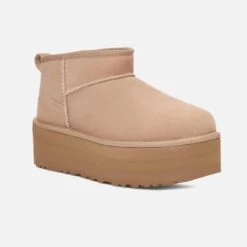 UGG W Classic Ultra Mini Platform 1135092-SAND -4elementos ugg w classic ultra mini platform 1135092 sand 5